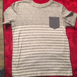 Boys One Pocket Short Sleeve heather grey tee